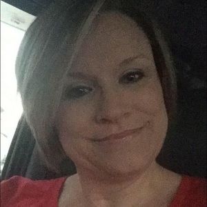 Meet your Posher, Tina